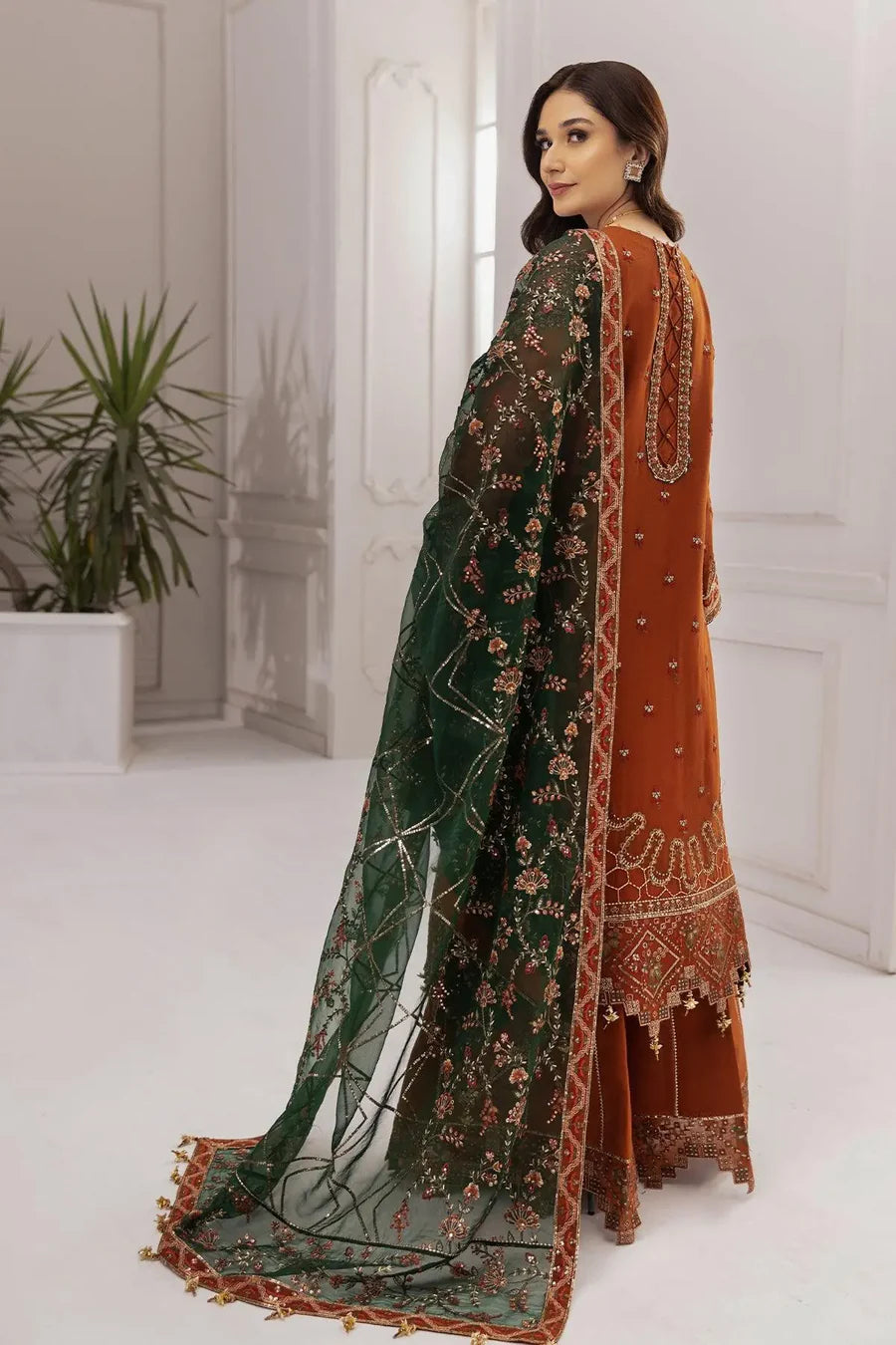 Dastaan by Alizeh